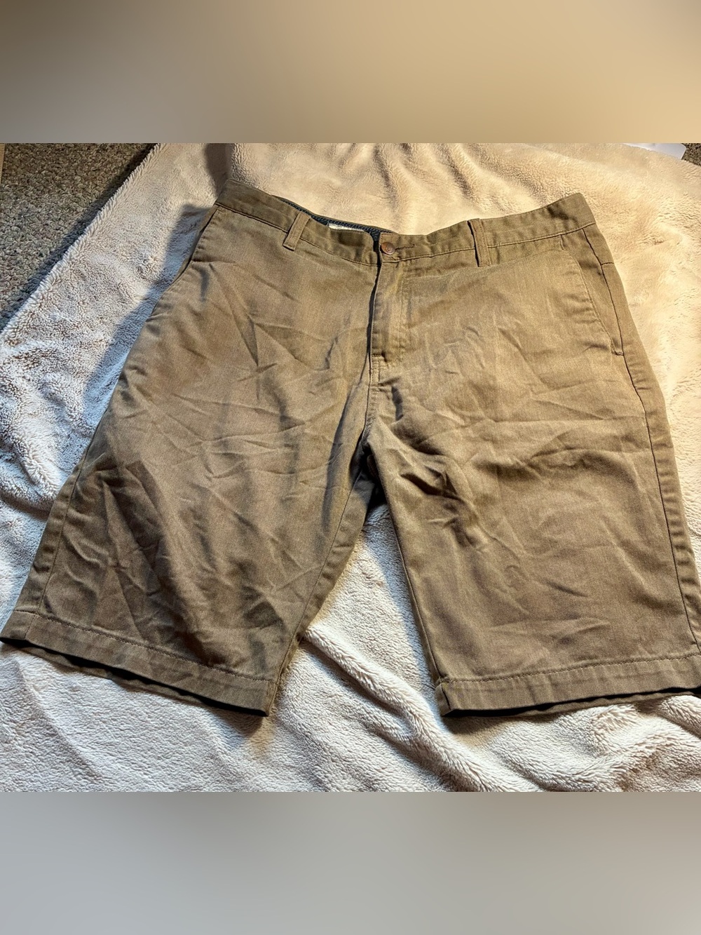 Men's Volcom classic Brown  Khaki Flat-Front Shorts